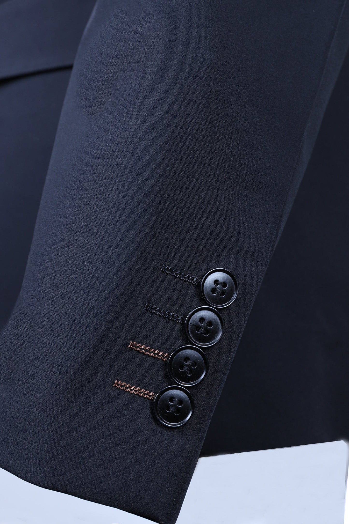 SOLID BLACK TWO-PIECE SUIT