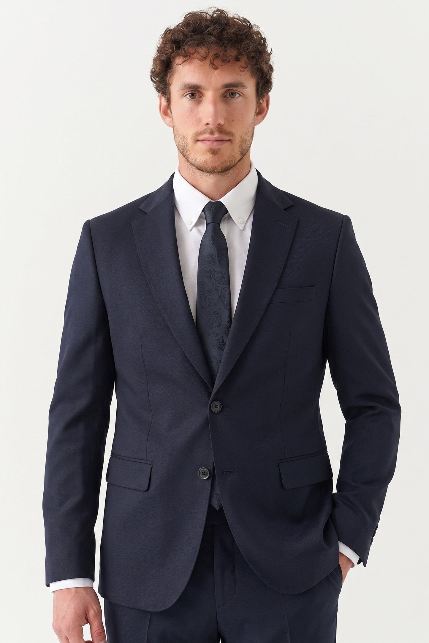 BLACK TEXTURED TWO-PIECE SUIT